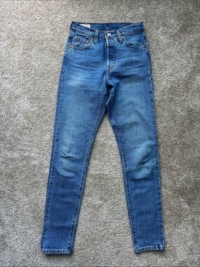 Levi’s Premium 501 Skinny Jeans | Medium wash | Size 23